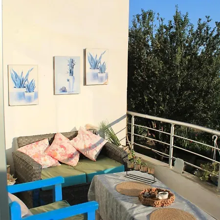 Beach-garden Flat 2 * Durrës